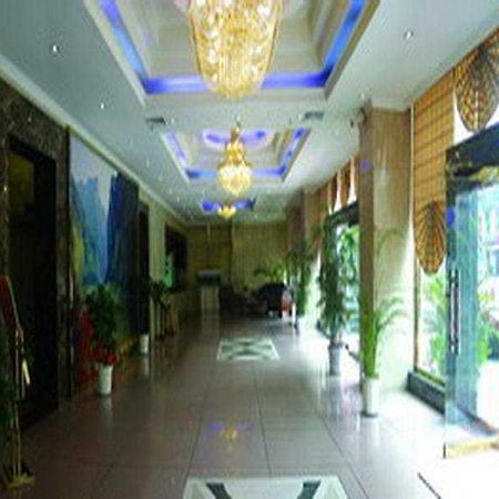365Days Inn Hotel Yichang Exterior foto